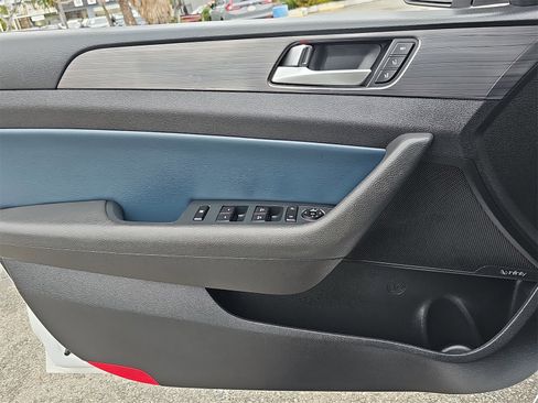 Used 2019 Hyundai Sonata Limited image 27