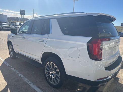 Used 2025 GMC Yukon Denali image 6