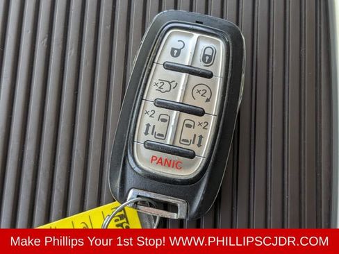 Certified 2021 Chrysler Pacifica Touring-L w/ Premium & Safety Sphere Group FWD image 30