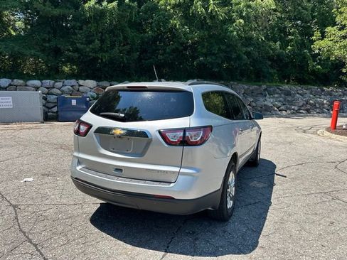 Used 2015 Chevrolet Traverse LS FWD image 5