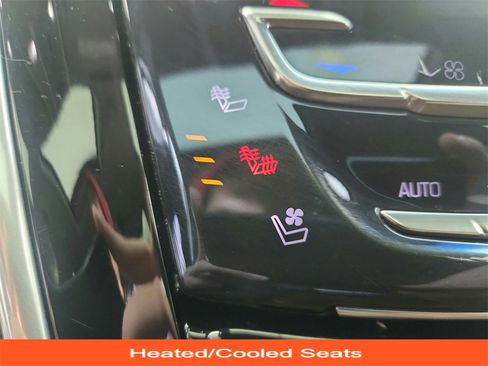 Used 2019 Cadillac Escalade Luxury image 20