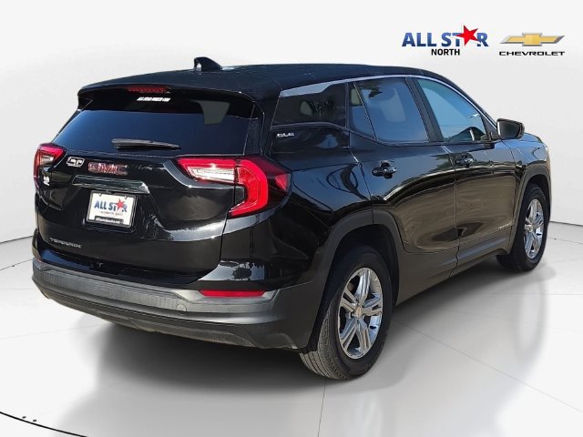 Used 2022 GMC Terrain SLE FWD image 3