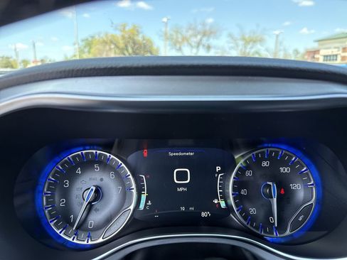 New 2026 Chrysler Pacifica Limited w/ Trailer Tow Group FWD image 17