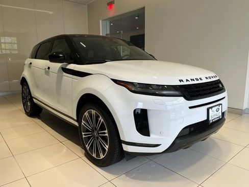 Used 2024 Land Rover Range Rover Evoque S AWD/4WD image 11