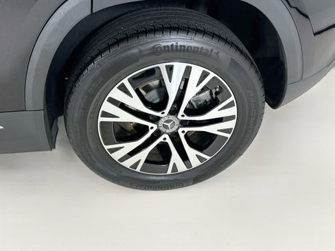 Certified 2025 Mercedes-Benz GLA 250 image 29