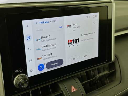 Used 2024 Toyota RAV4 XLE image 15