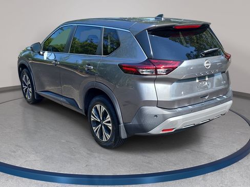 Used 2022 Nissan Rogue SV FWD image 7