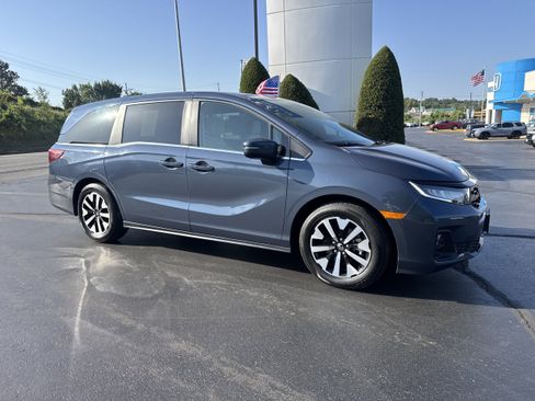 Used 2025 Honda Odyssey EX-L image 1