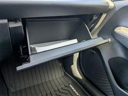 Used 2025 Mitsubishi Outlander ES image 23