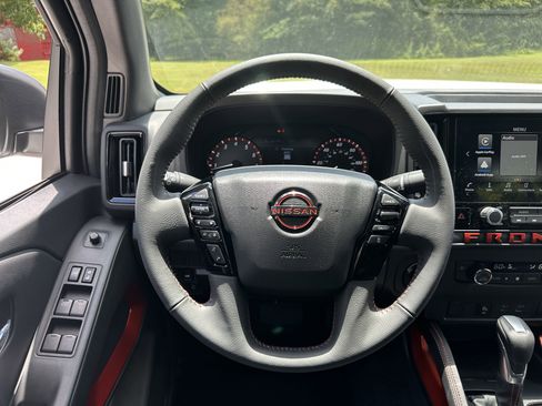 New 2025 Nissan Frontier PRO-4X image 23