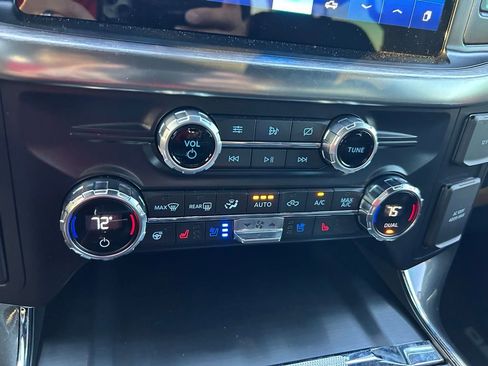 Used 2021 Ford F150 Lariat w/ Equipment Group 502A High AWD/4WD image 27