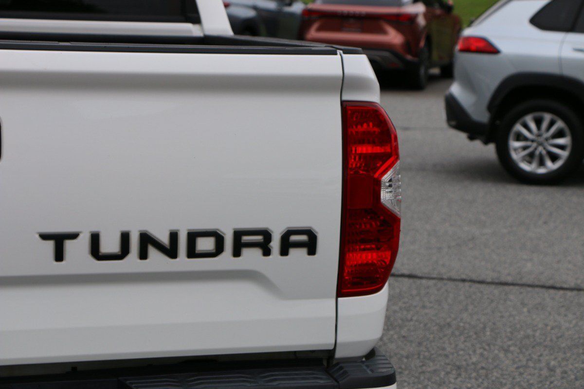 Used 2020 Toyota Tundra SR5 w/ TRD Off-Road Package AWD/4WD image 7
