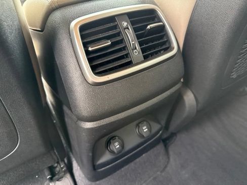 Used 2017 Kia Sorento AWD image 27