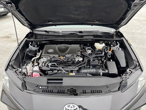 Used 2025 Toyota Camry LE image 30