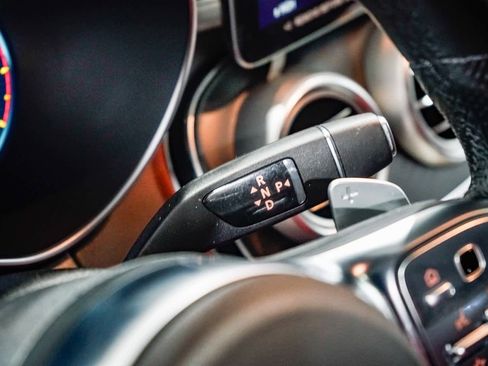 Used 2023 Mercedes-Benz GLC 300 4MATIC Coupe image 21