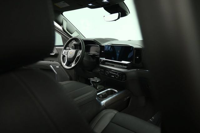 Used 2023 Chevrolet Silverado 1500 LTZ w/ Technology Package AWD/4WD image 59