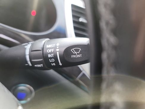 Used 2013 Hyundai Genesis 3.8 image 25