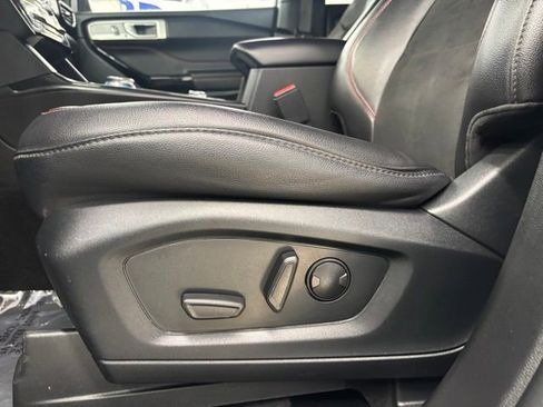 Used 2023 Ford Explorer ST-Line w/ Class IV Trailer Tow Package image 7