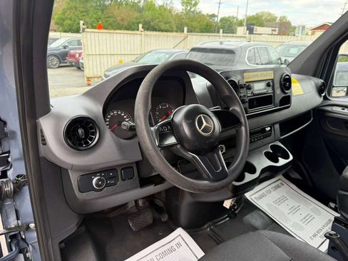Used 2019 Mercedes-Benz Sprinter 170 image 19