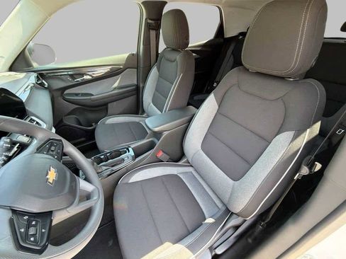 New 2026 Chevrolet TrailBlazer LS w/ LS Convenience Package FWD image 17