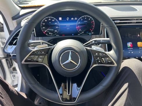 Used 2024 Mercedes-Benz E 450 4MATIC Sedan image 18