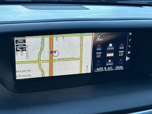 Used 2018 Lexus GS 350 F Sport RWD image 18