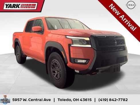 Certified 2025 Nissan Frontier PRO-4X w/ Pro Premium Package AWD/4WD image 1