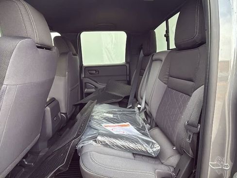 New 2026 Nissan Frontier SV w/ Tow Package image 18