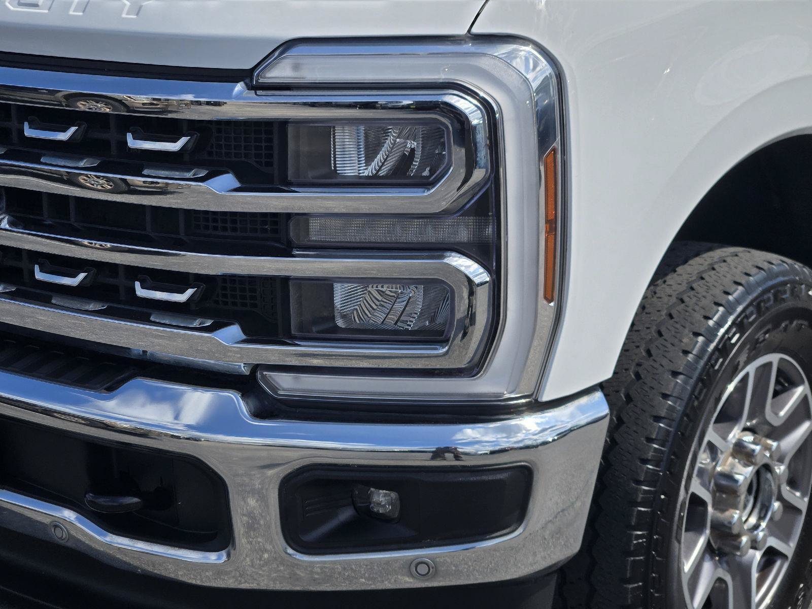 Used 2024 Ford F250 Lariat w/ Lariat Ultimate Package AWD/4WD image 10