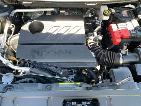 Used 2025 Nissan Rogue SV image 34