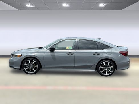 Certified 2025 Honda Civic Sport Touring image 2
