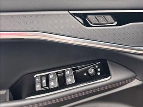 New 2025 Jeep Wagoneer S Limited image 35