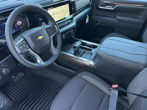 New 2026 Chevrolet Silverado 1500 LT w/ Convenience Package II image 10