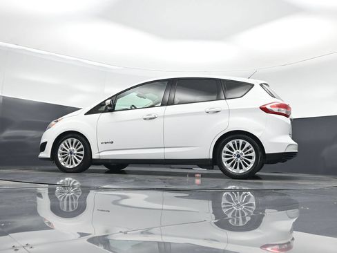 Used 2017 Ford C-MAX SE FWD image 48