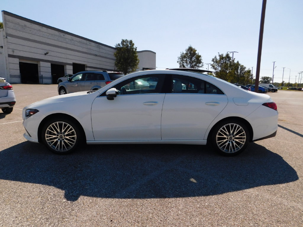 Used 2022 Mercedes-Benz CLA 250 4MATIC image 8