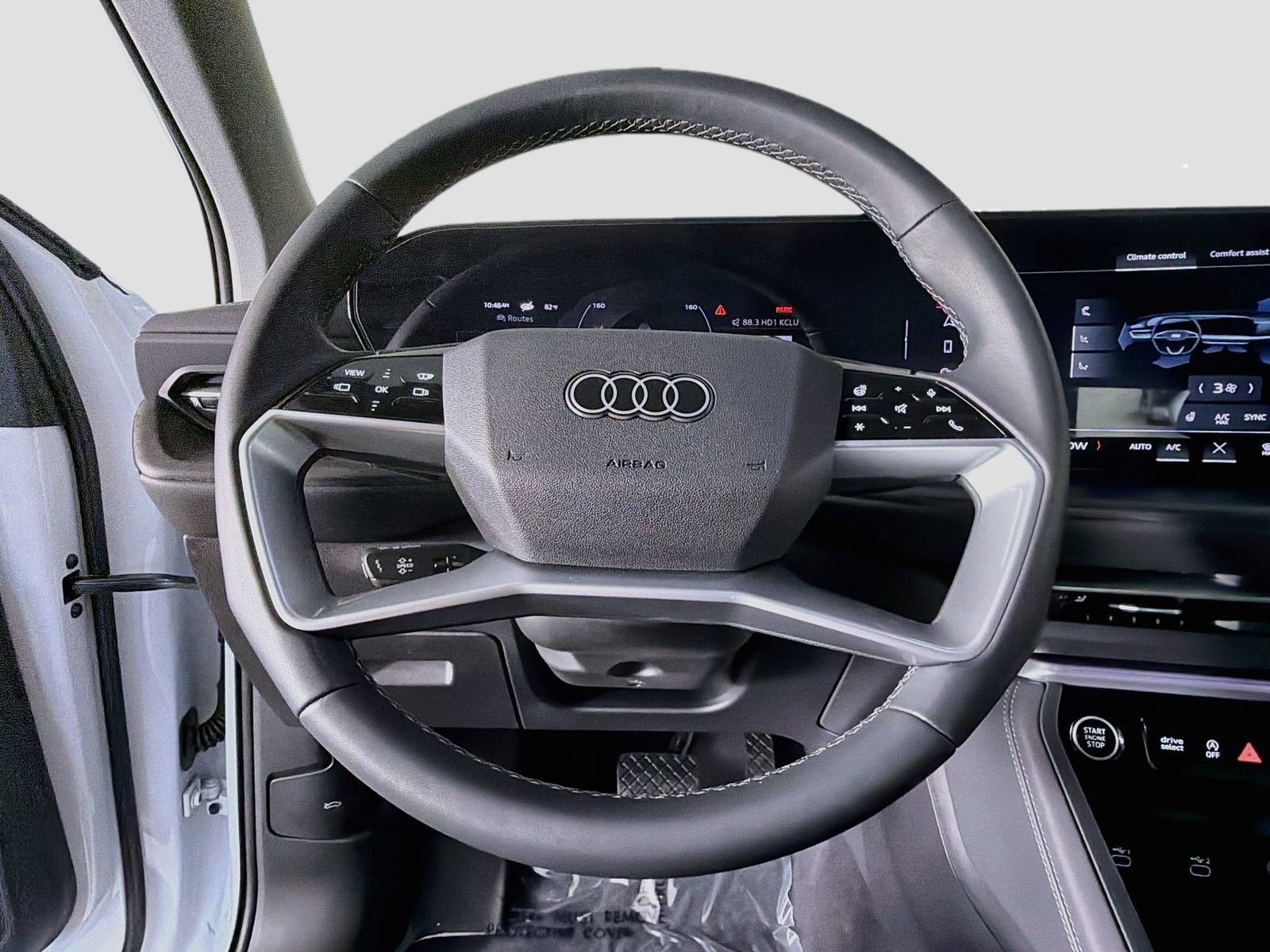 Certified 2025 Audi Q5 Premium w/ Premium Plus AWD/4WD image 10
