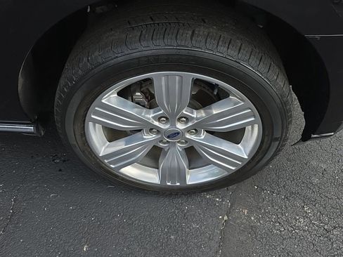 Used 2022 Ford Expedition Max Platinum image 31