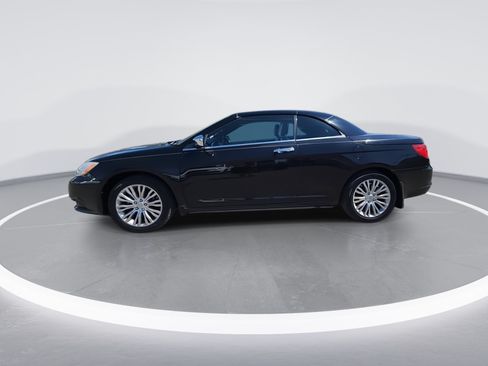 Used 2013 Chrysler 200 Limited FWD image 5