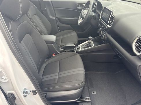 New 2026 Hyundai Venue SEL image 13