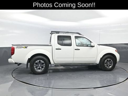 Used 2020 Nissan Frontier PRO-4X w/ Pro-4x Utility Package AWD/4WD image 3