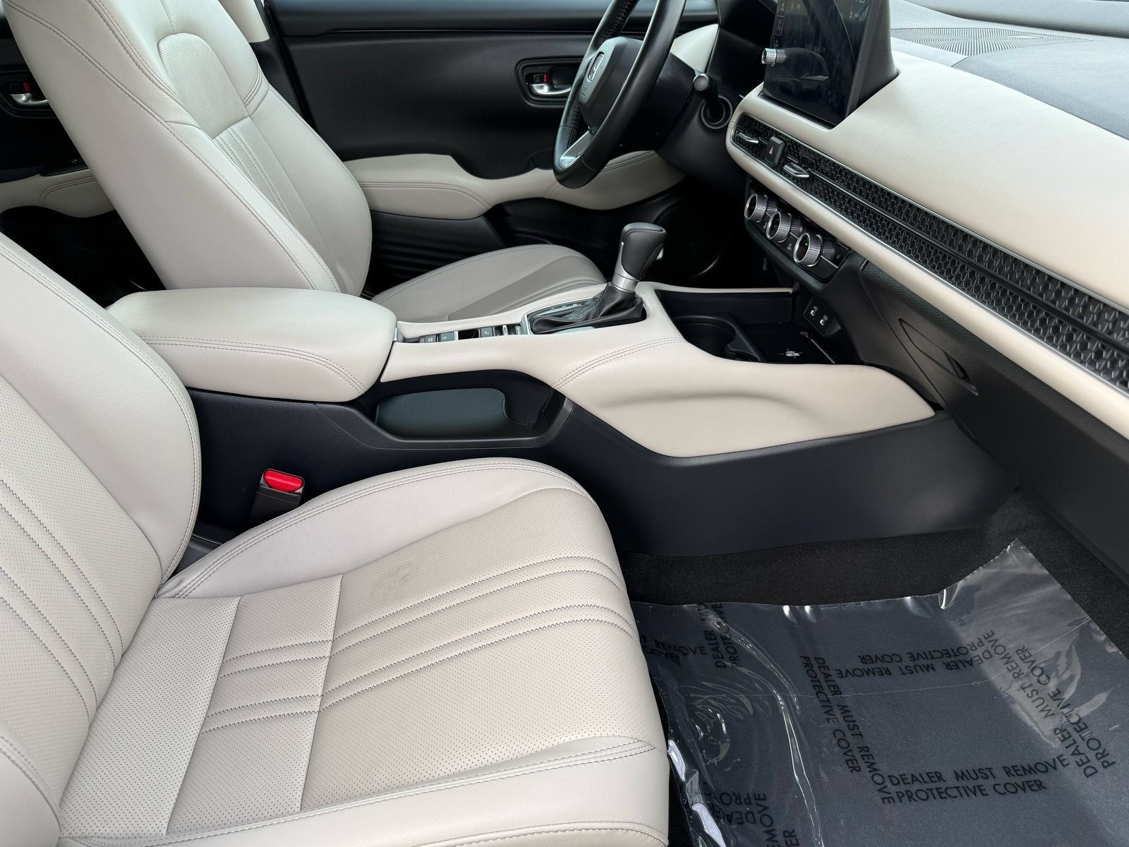 Certified 2026 Honda HR-V EX-L image 32