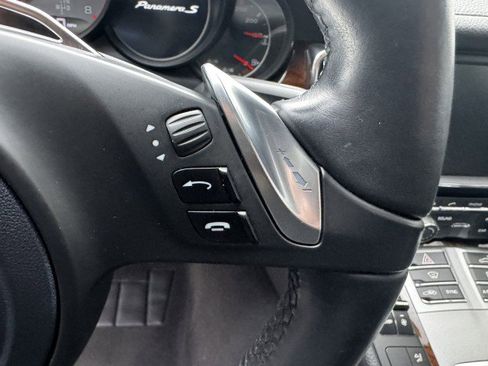 Used 2014 Porsche Panamera S image 24
