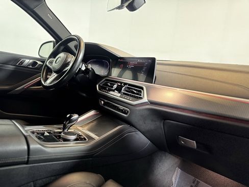 Used 2022 BMW X6 xDrive40i w/ M Sport Package image 13