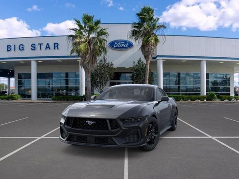 New 2026 Ford Mustang GT image 2