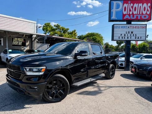 Used 2022 RAM 1500 Laramie AWD/4WD image 1