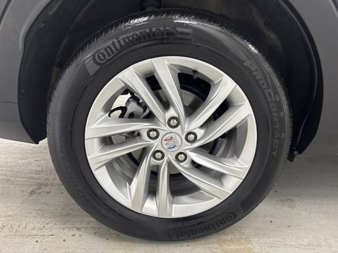 Used 2025 Buick Envista Preferred w/ Convenience I Package FWD image 32