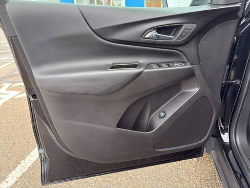 Certified 2024 Chevrolet Equinox LT image 12