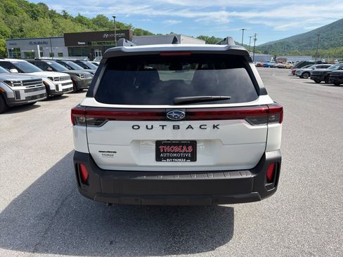 New 2026 Subaru Outback Premium AWD/4WD image 9