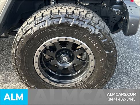 Used 2020 Jeep Gladiator Rubicon image 15