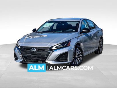Used 2024 Nissan Altima 2.5 SV